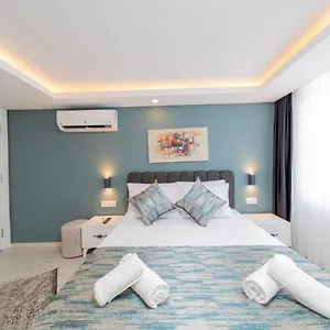 Hadrian Towers Hotel