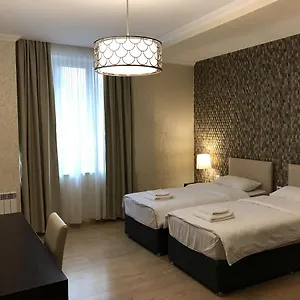 rezervați aici