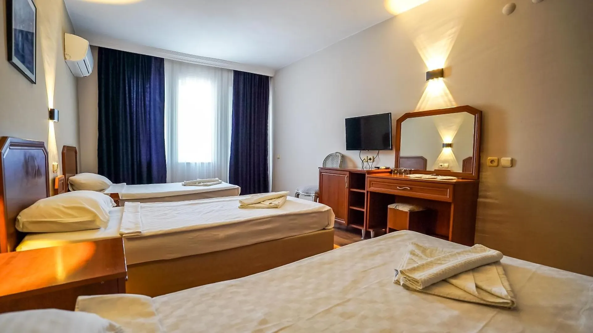 Nex Royal Beach Hotel Antalya 4*,  Turcia